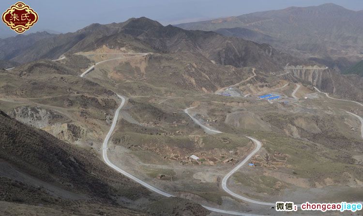 澤庫挖蟲草的山路圖片 澤庫挖蟲草的山路圖片